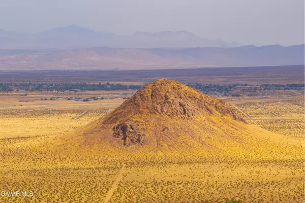 Twin Buttes Avenue Near Knoll Rd, California City, CA 93505