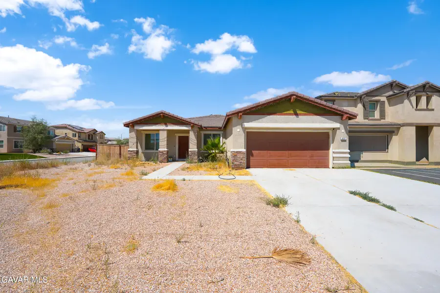 2437 Lugar Hermoso Court, Rosamond, CA 93560 - #2