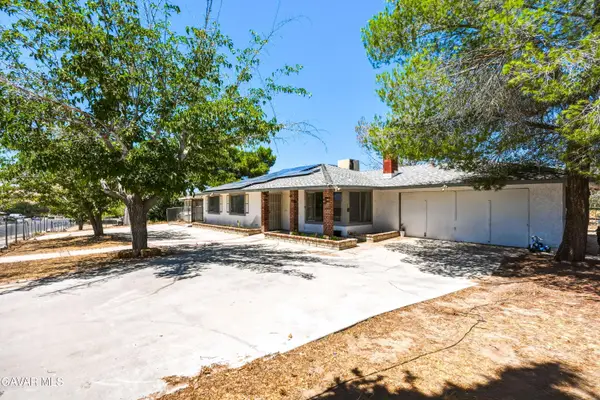 17307 Longmeadow Avenue, Lake Los Angeles, CA 93591