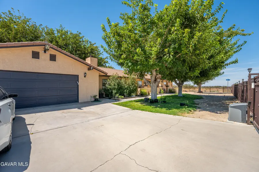 35335 E 89th Street, Littlerock, CA 93543 - #2