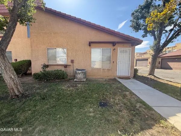 1750 E Avenue Q14 #Apt 20, Palmdale, CA 93550