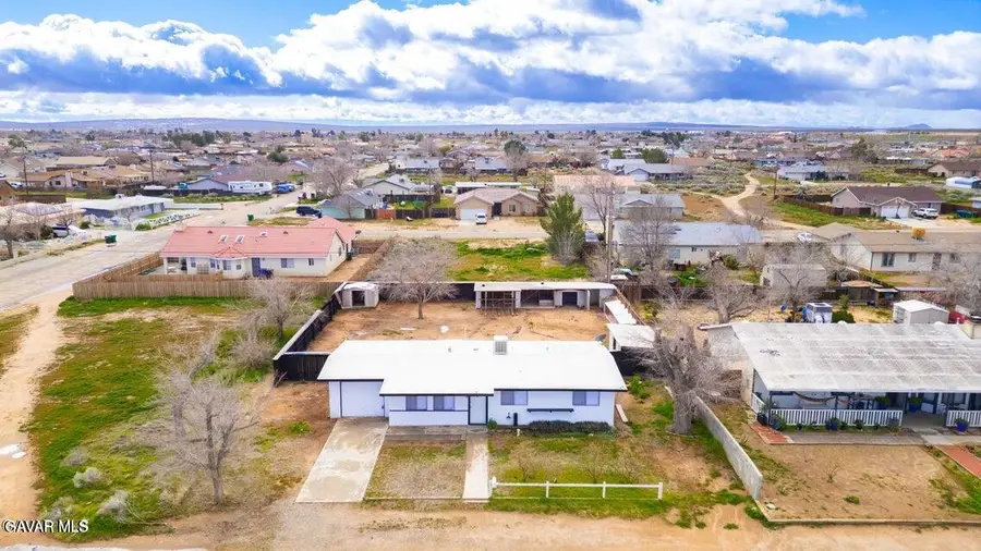 8232 Dogwood Avenue, California City, CA 93505 - #2