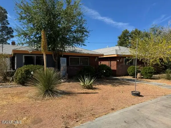 1902 W Avenue L, Lancaster, CA 93534