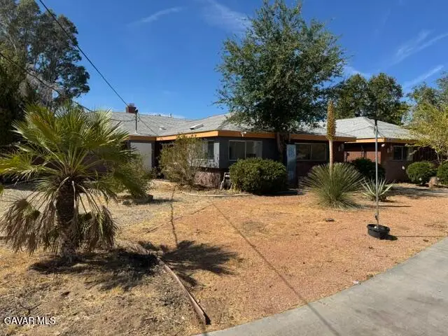 1902 W Avenue L, Lancaster, CA 93534 - #2
