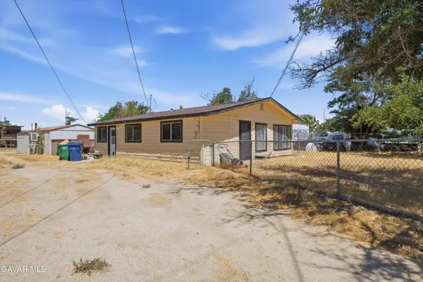42735 E 2nd Street, Lancaster, CA 93535