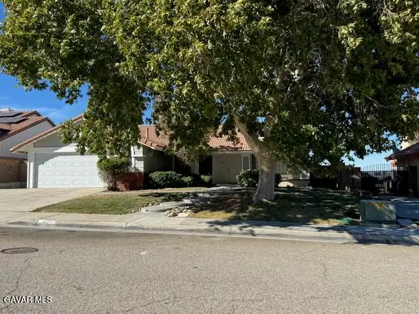 4637 Sungate Drive, Palmdale, CA 93551