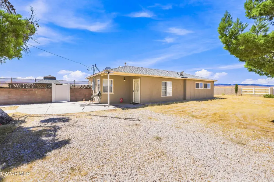 48761 W 110th Street, Lancaster, CA 93536 - #2
