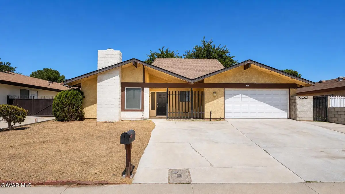 823 E Landsford Street, Lancaster, CA 93535 - #1