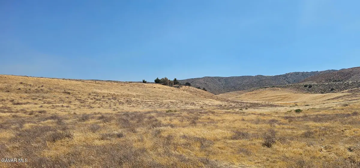 Avenue L / 105th St W, Lancaster, CA 93536 - #1