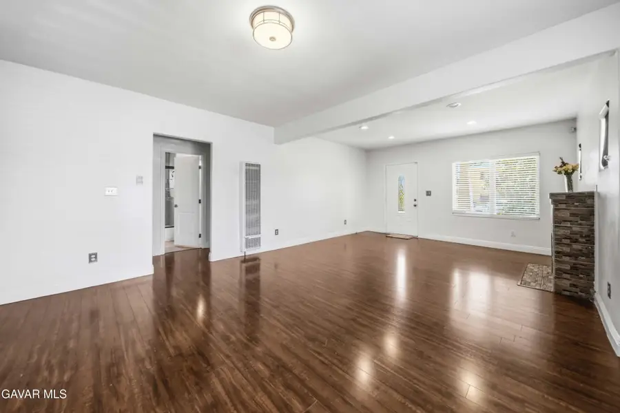 1319 E 75th Street, Los Angeles, CA 90001 - #3