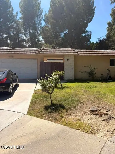 26401 Oak Crossing Road, Santa Clarita, CA 91321 - #1
