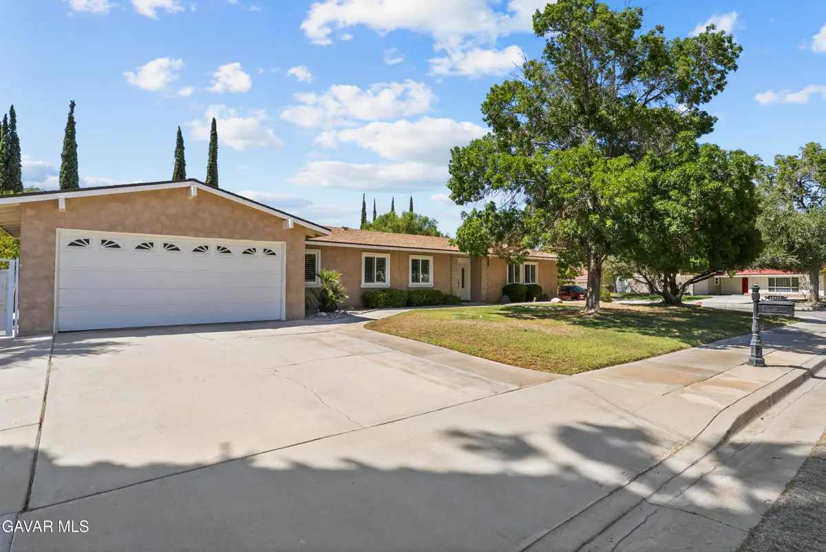 42827 Kilham Avenue, Lancaster, CA 93534 - #1