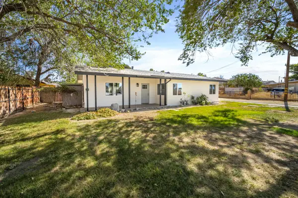 2018 W Avenue K4 Avenue, Lancaster, CA 93536