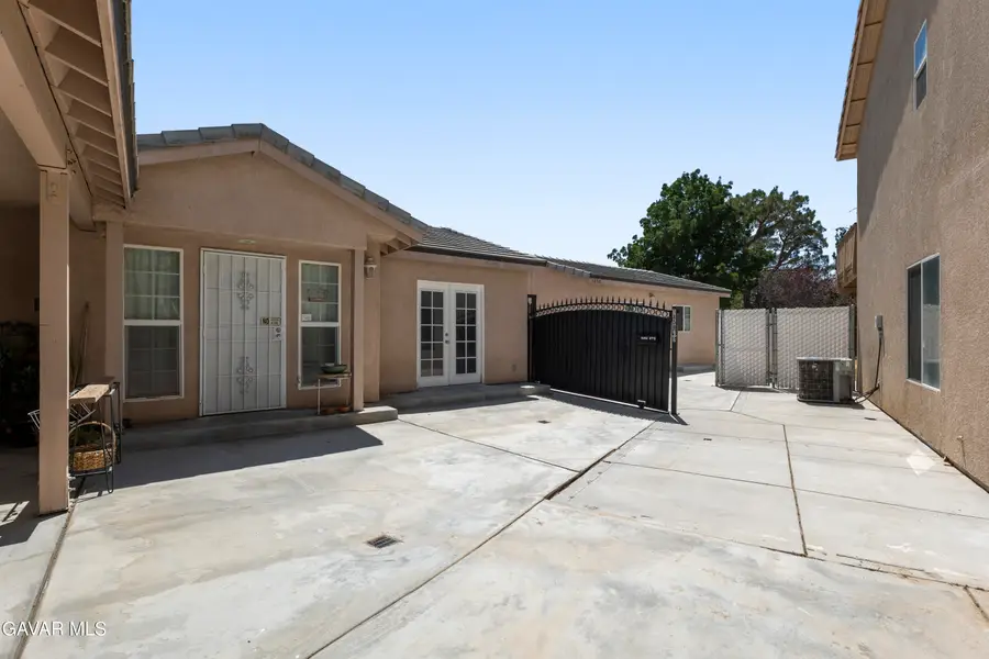 1860 Harlow Court, Lancaster, CA 93534 - #2