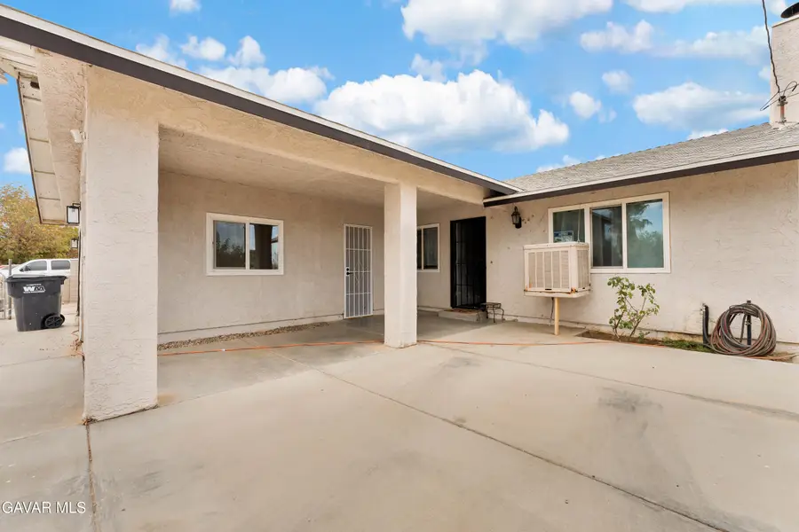 10004 E Avenue R 14, Littlerock, CA 93543 - #3