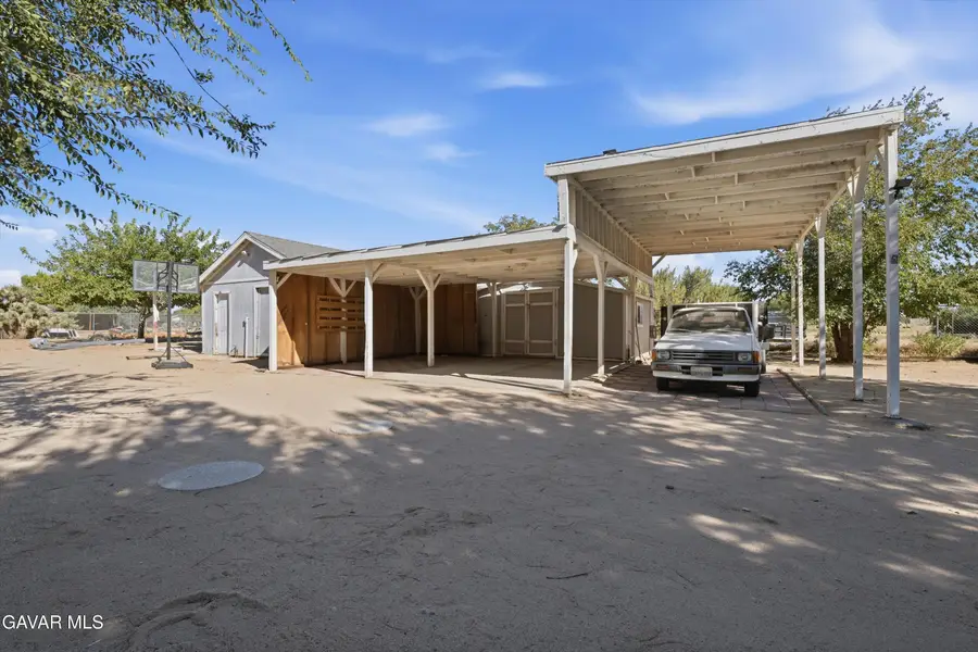43107 W 43rd Street, Lancaster, CA 93536 - #3