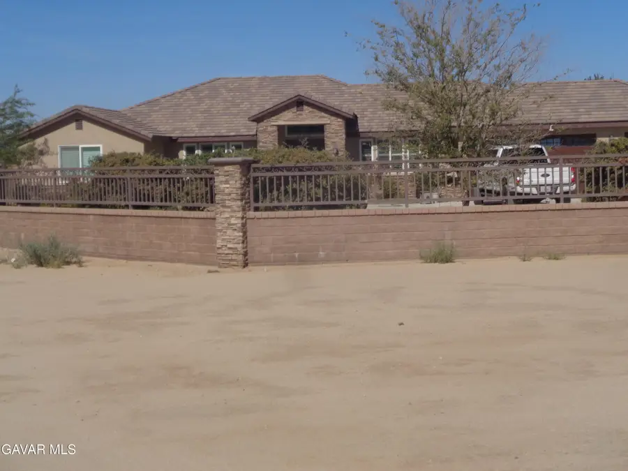 22 Stw Ave. O6 Street, Palmdale, CA 93551 - #3