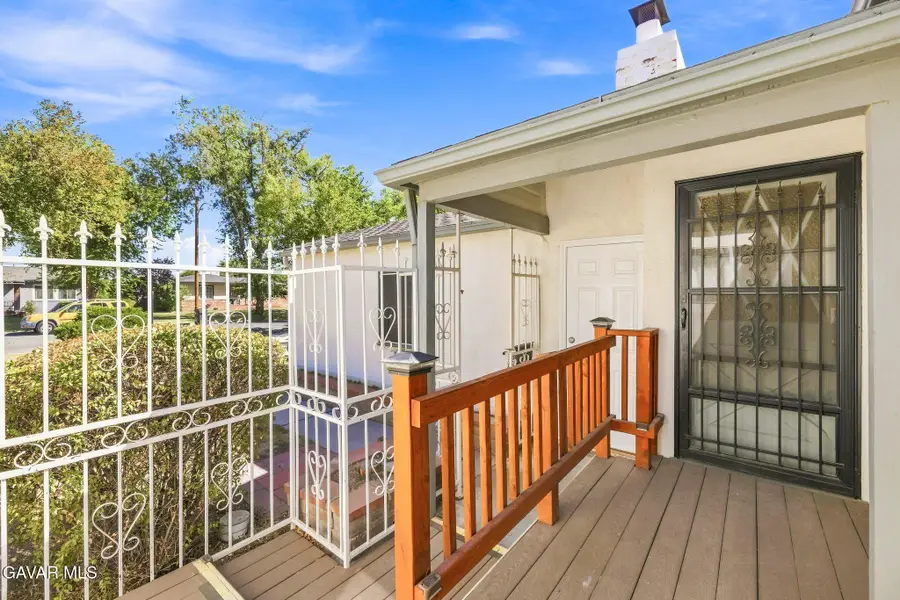 1450 W Ivyton Street, Lancaster, CA 93534 - #2