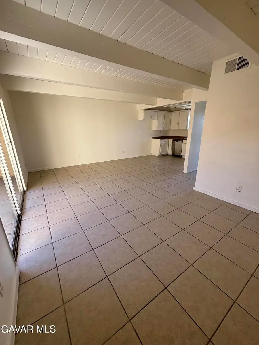 43649 Stanridge Avenue, Lancaster, CA 93535 - #2