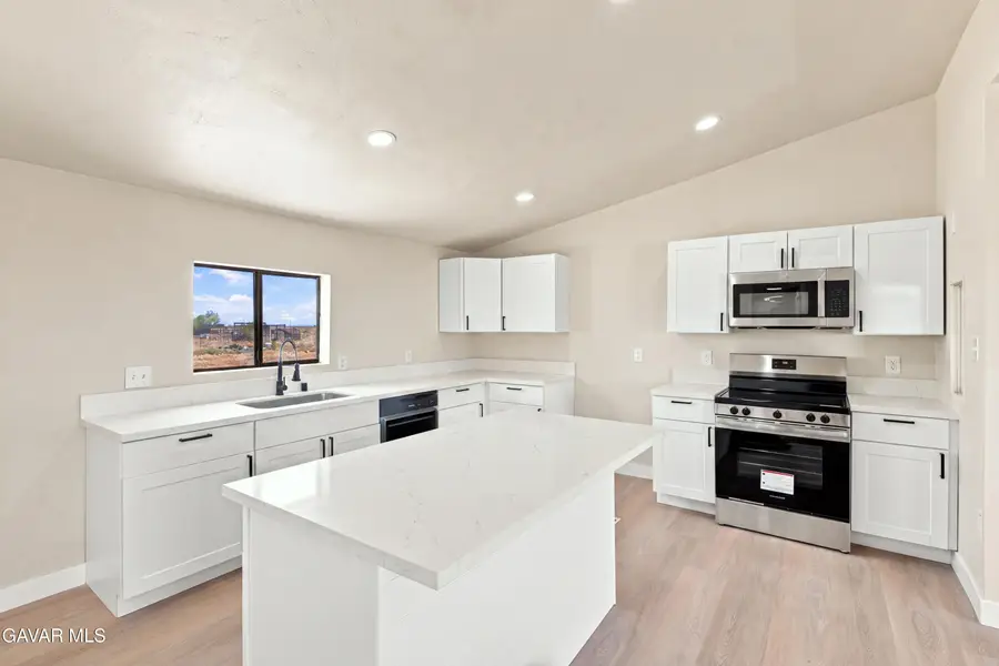 156 W 55th Street, Rosamond, CA 93560 - #3