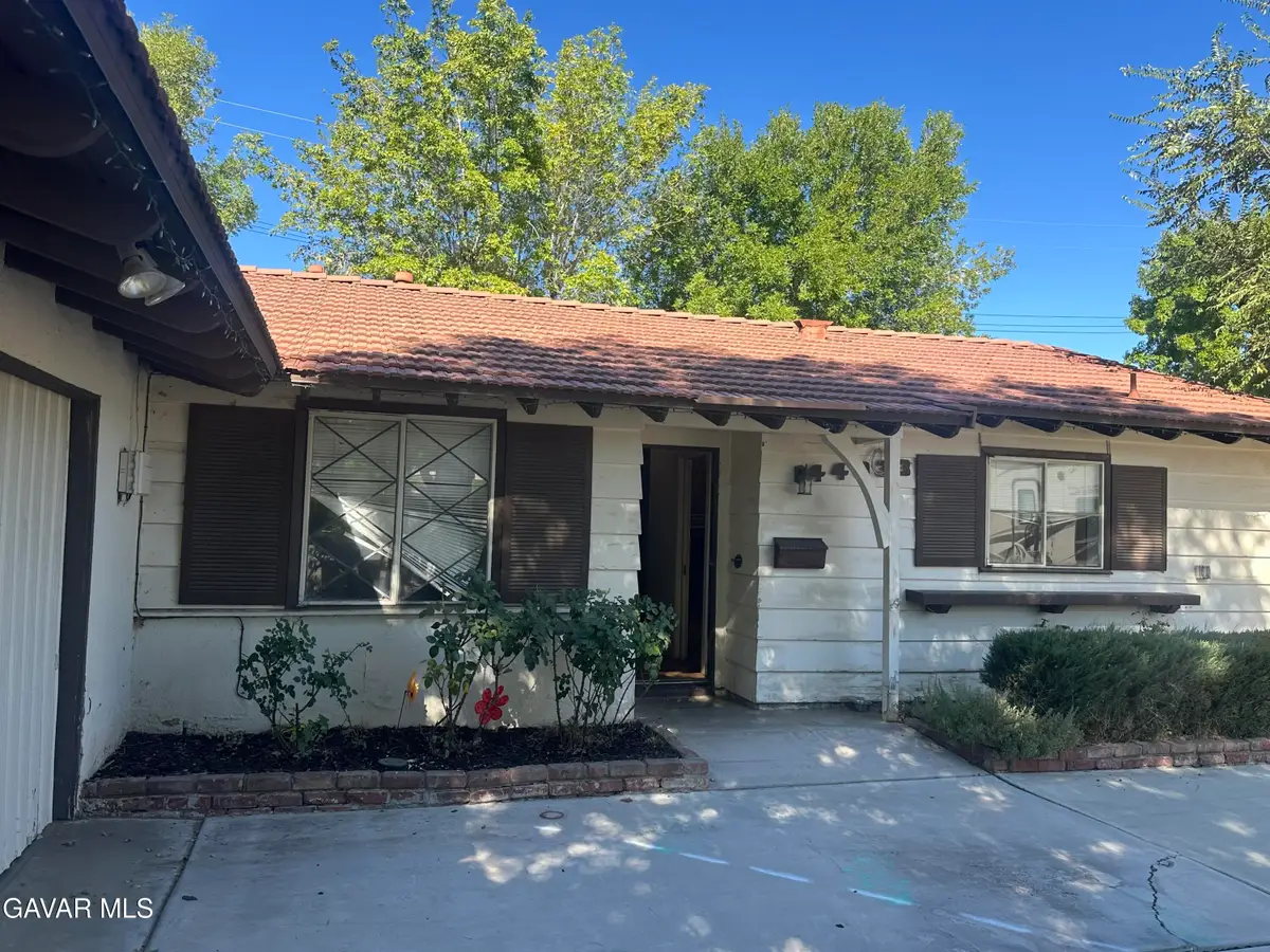 44933 W 17th Street, Lancaster, CA 93534 - #1