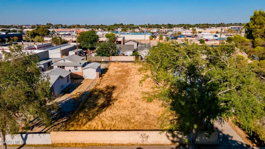 Cedar Avenue Vic Milling, Lancaster, CA 93534 - #2