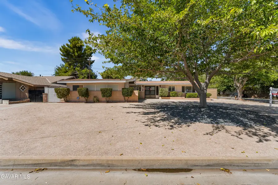 1152 E Avenue J1, Lancaster, CA 93535 - #3