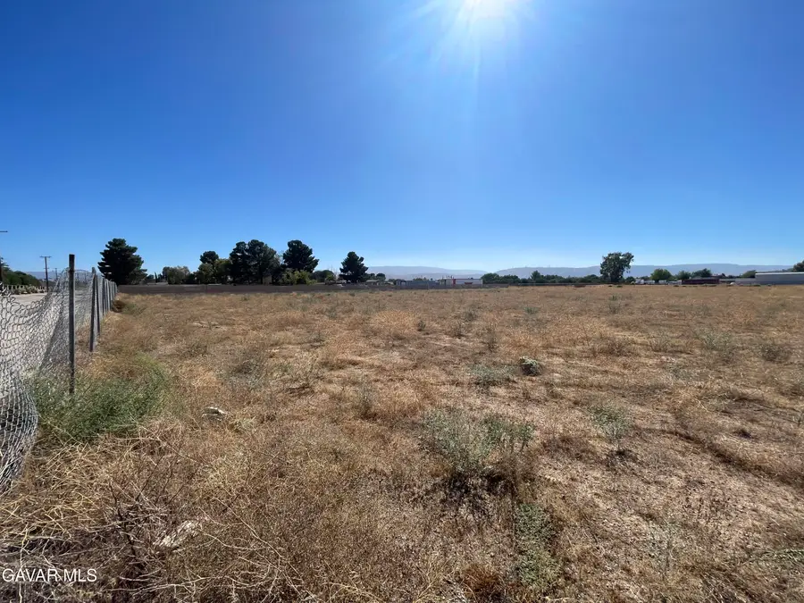 27th Street W Off Columbia Way, Palmdale, CA 93551 - #3