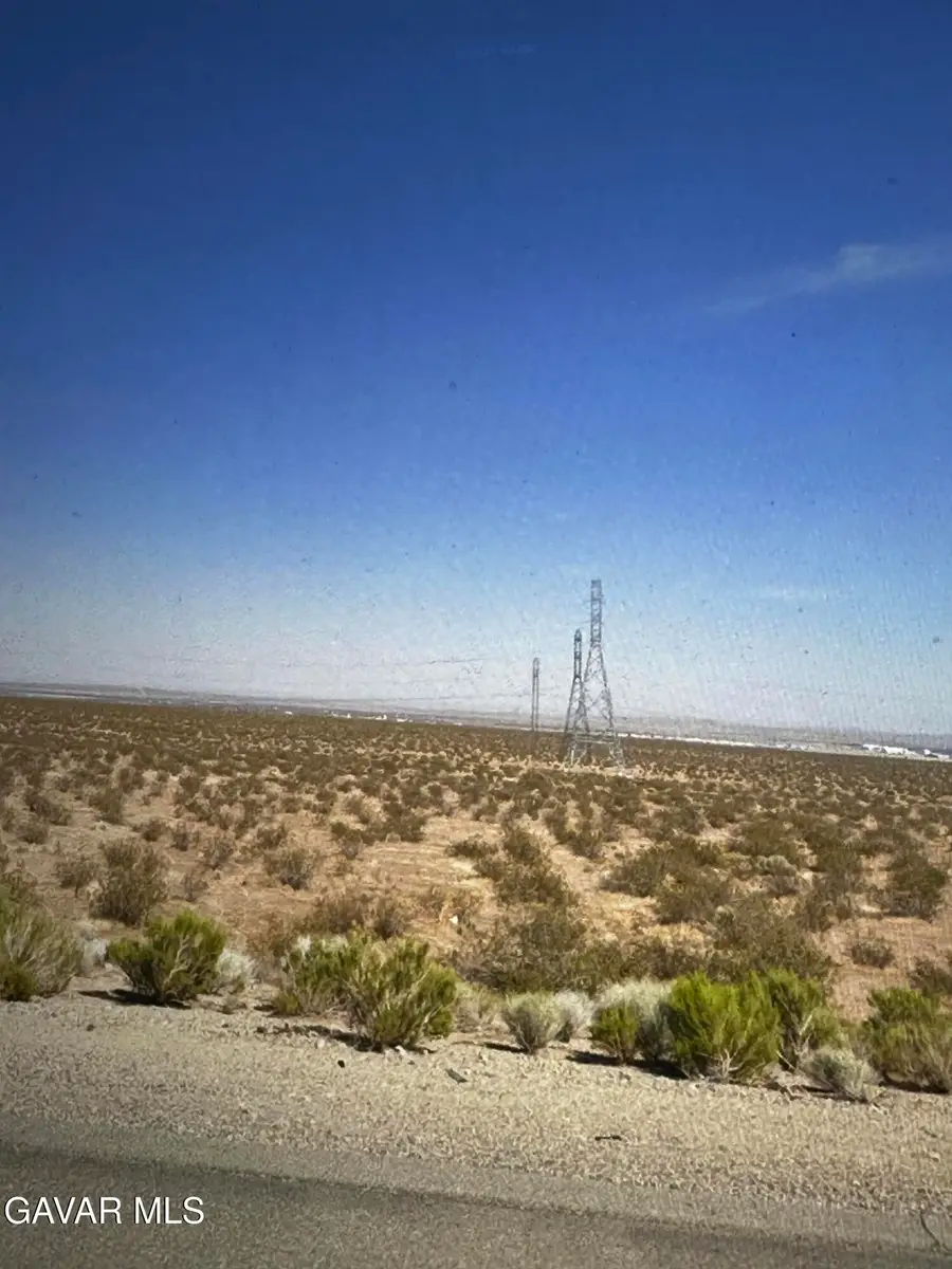 Avenue 8, Mojave, CA 93501 - #2