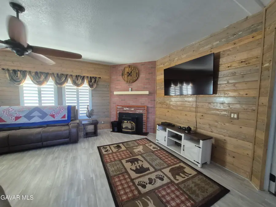18764 Alps Drive, Tehachapi, CA 93561 - #2