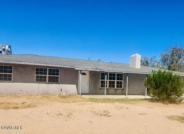 21898 Dotame Avenue, Apple Valley, CA 92307
