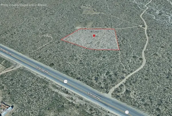 E 238th St E Street, Llano, CA 93544