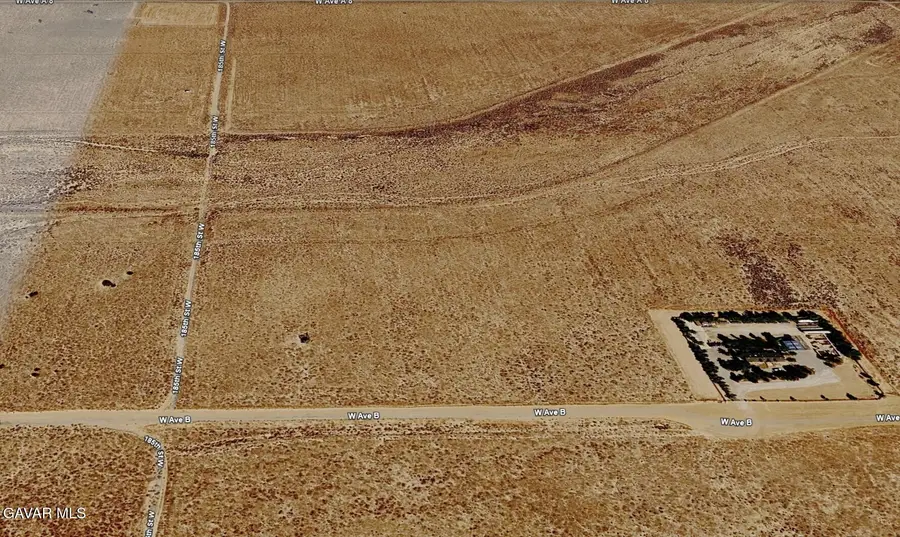 185th St W, Lancaster, CA 93536 - #2