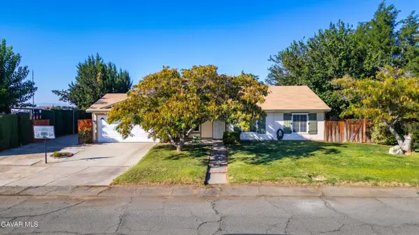 17247 Mossdale Avenue, Lancaster, CA 93535