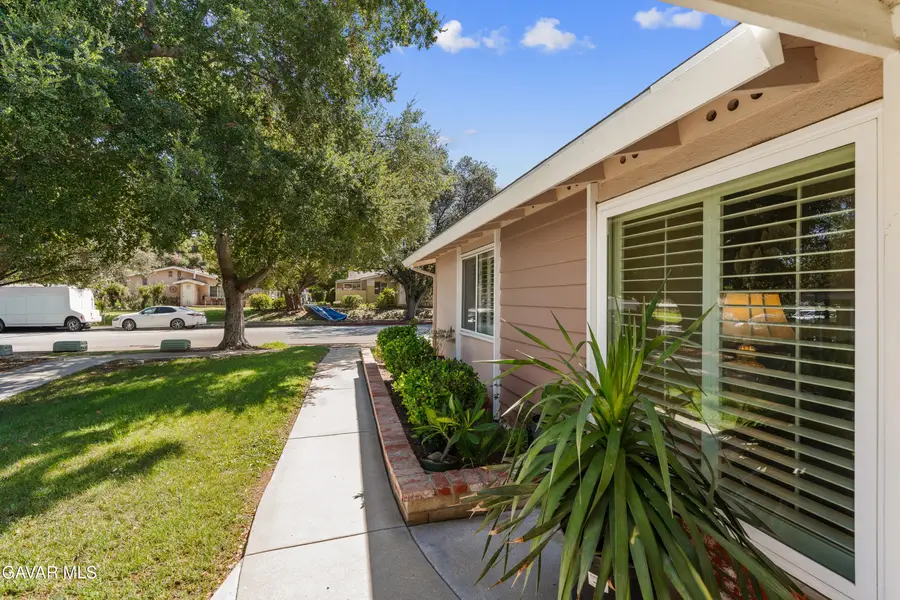 19229 Avenue Of The Oaks #Unit A, Santa Clarita, CA 91321 - #3