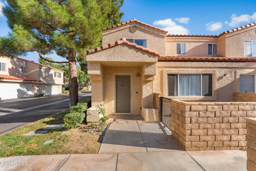 43465 30th Street #Unit 4, Lancaster, CA 93536 - #3