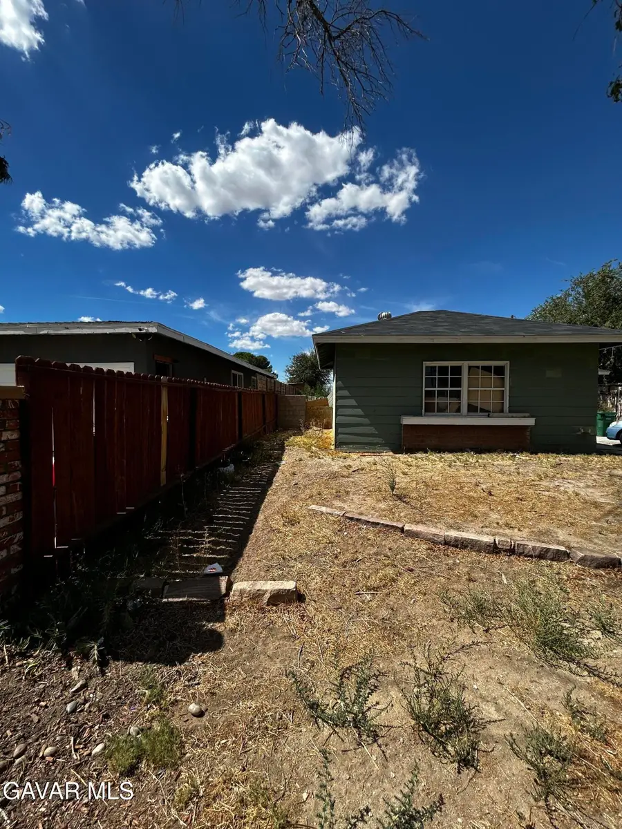 45535 Lostwood Avenue, Lancaster, CA 93534 - #3