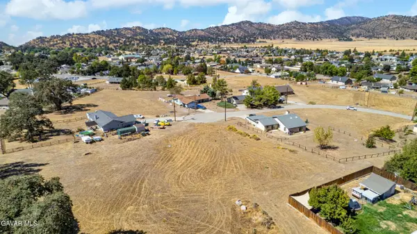 Kelso Court, Tehachapi, CA 93561