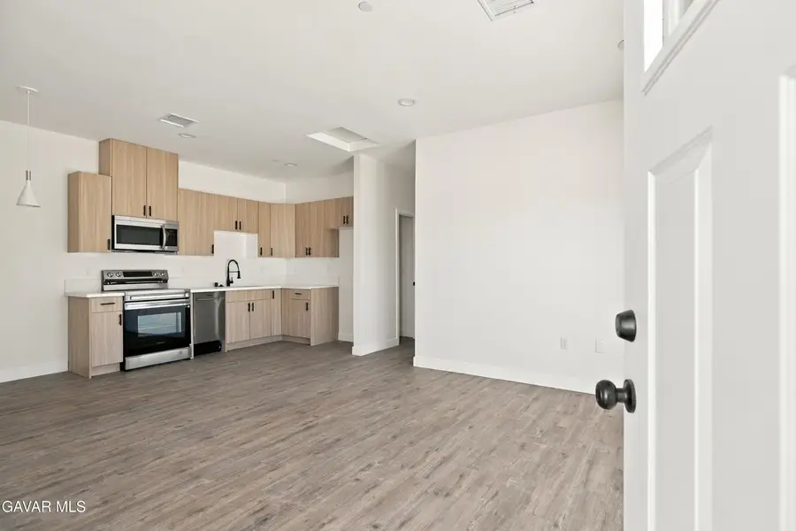 8909 N Loop Boulevard, California City, CA 93505 - #2