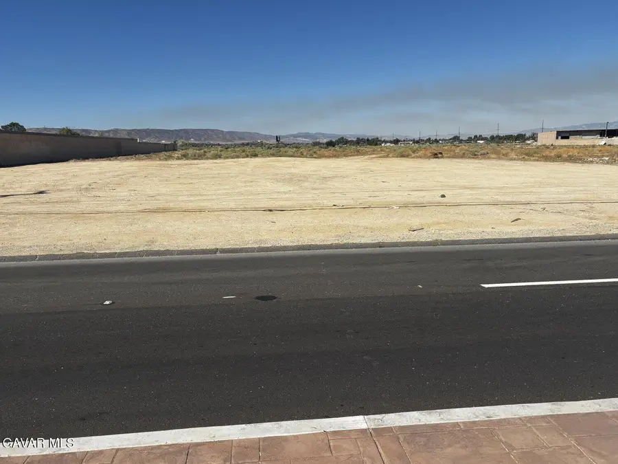 0 Vic Ave M4 10th St W, Palmdale, CA 93551 - #3