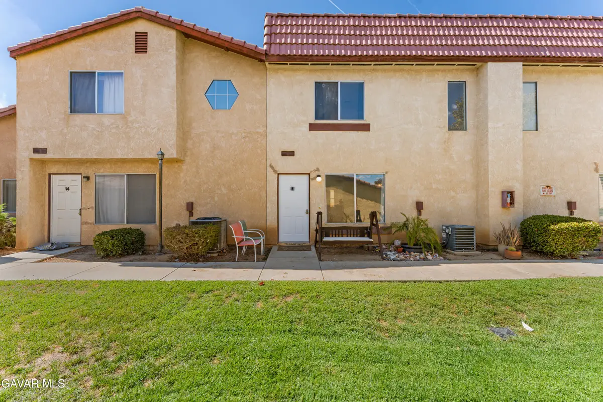 38000 E 17th Street #Apt13, Palmdale, CA 93550 - #1