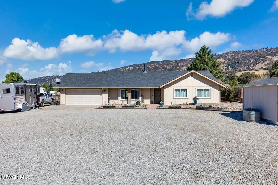 23609 Corral Court, Tehachapi, CA 93561 - #2