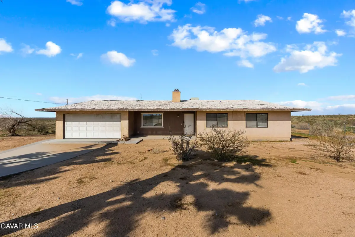 23073 E Avenue J, Lancaster, CA 93535 - #1