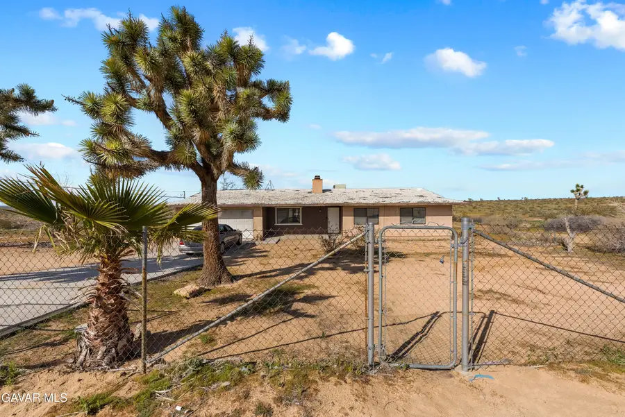 23073 E Avenue J, Lancaster, CA 93535 - #2