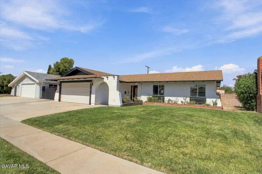 2535 E Avenue R3, Palmdale, CA 93550 - #2