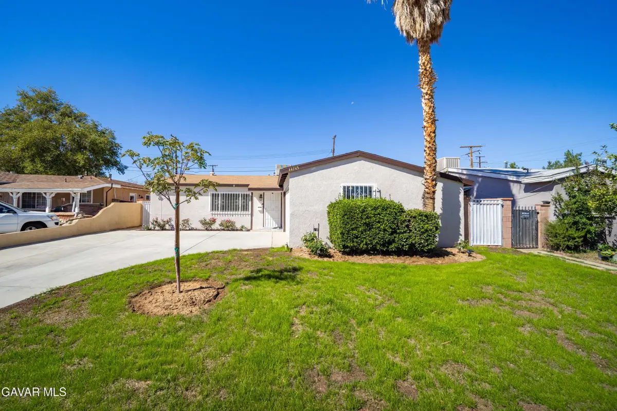 44745 E 6th Street, Lancaster, CA 93535 - #1