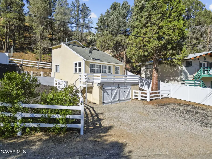 7106 Lakeview Drive, Frazier Park, CA 93225 - #2