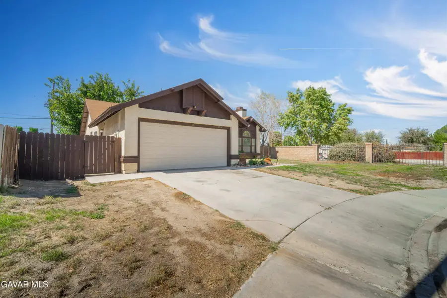 43167 Lorraine Street, Lancaster, CA 93534 - #3
