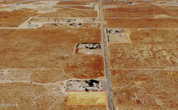 W 100th Street, Rosamond, CA 93560