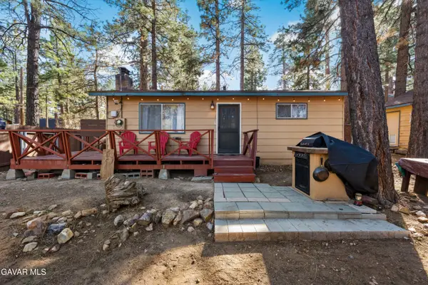 314 Victoria Lane, Sugarloaf, CA 92386